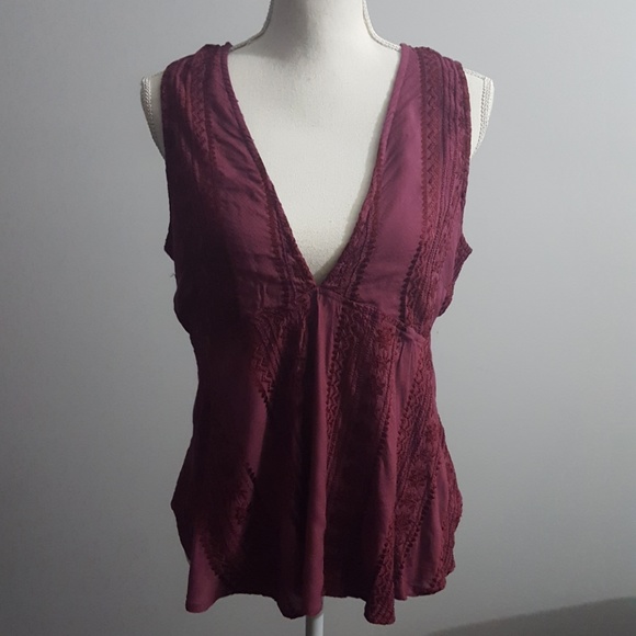 Free People Tops - Gorgeous top .blouse.L/G